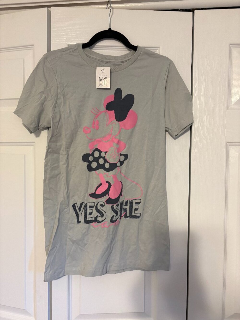 Disney Minnie Mouse "Yes She Can" T-shirt Gray